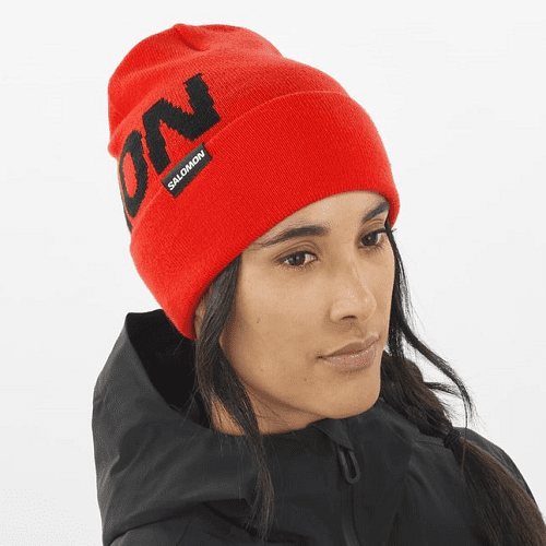 Шапка SALOMON Hermitage Beanie Cherry Tomato в магазине Sport-Nordic.ru.