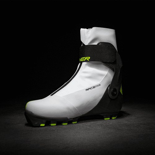 Лыжные ботинки FISCHER Carbonlite Skate 23-24 WS в магазине Sport-Nordic.ru.
