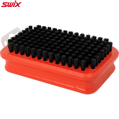 Щётка SWIX T0194B Stiff Nylon  в магазине Sport-Nordic.ru.