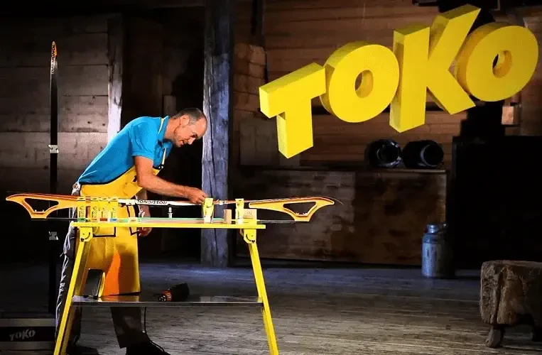 Порошок TOKO JetStream 2.0 Red -2-12° 30g в магазине Sport-Nordic.ru.