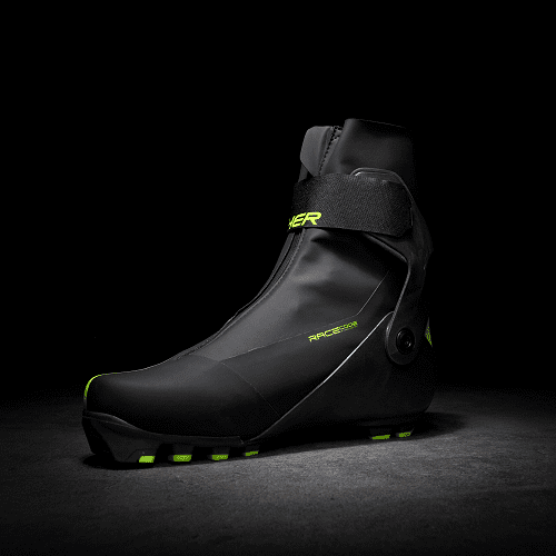Лыжные ботинки FISCHER Carbonlite Skate 23-24 в магазине Sport-Nordic.ru.