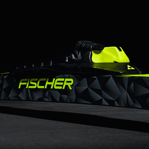 Лыжи FISCHER SpeedMax Helium Skate Medium 22-24 в магазине Sport-Nordic.ru.