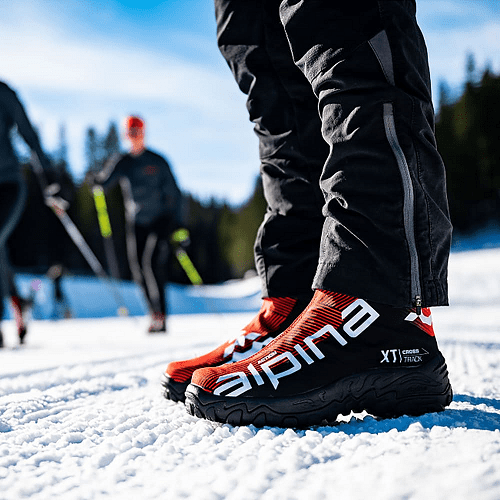 Кроссовки ALPINA XT Action Red Black в магазине Sport-Nordic.ru.